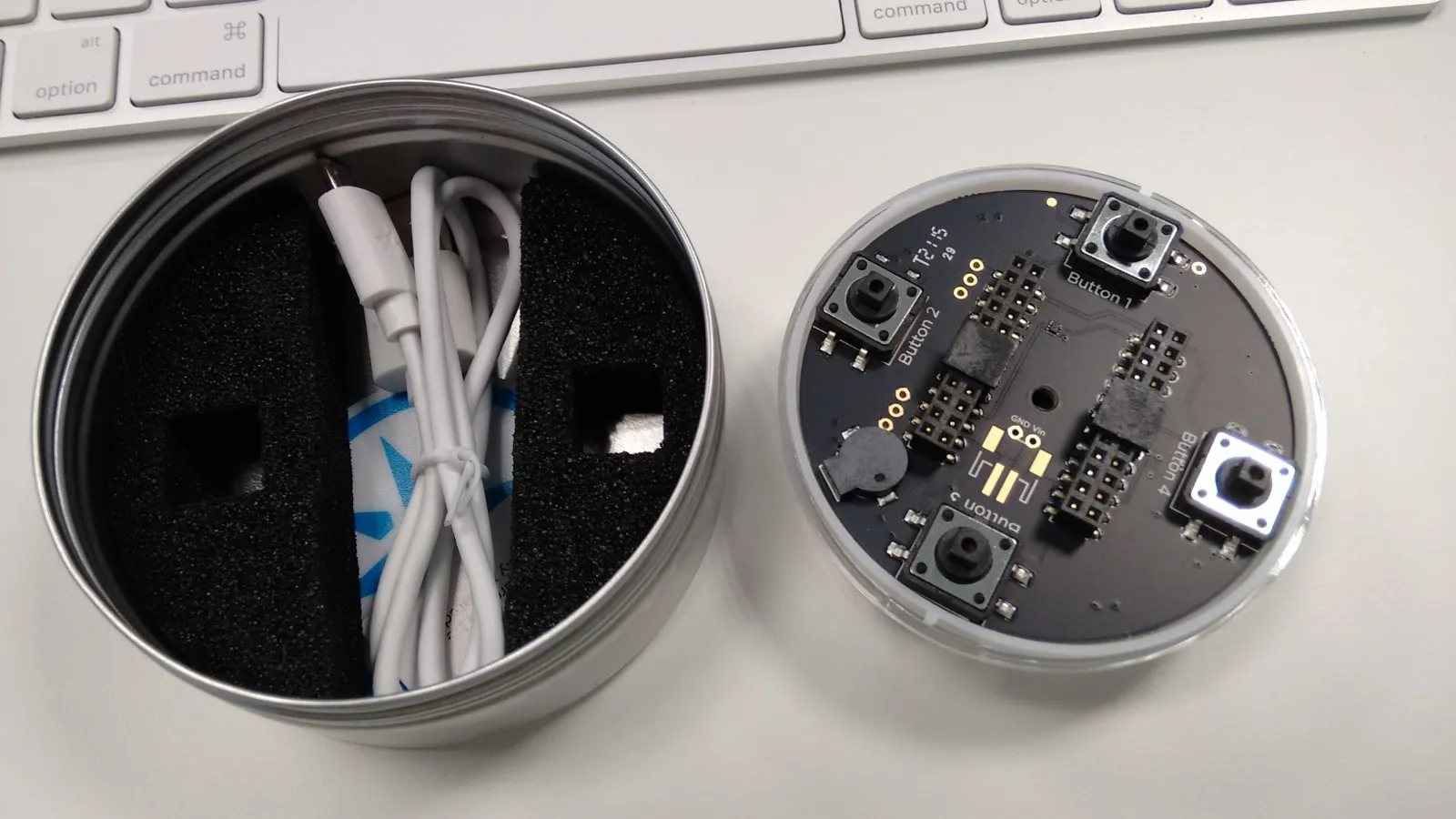 Internet Button: unboxing and first steps